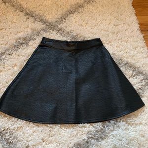 2/$10 ⭐️NWOT Black Faux Leather High Waist Skirt